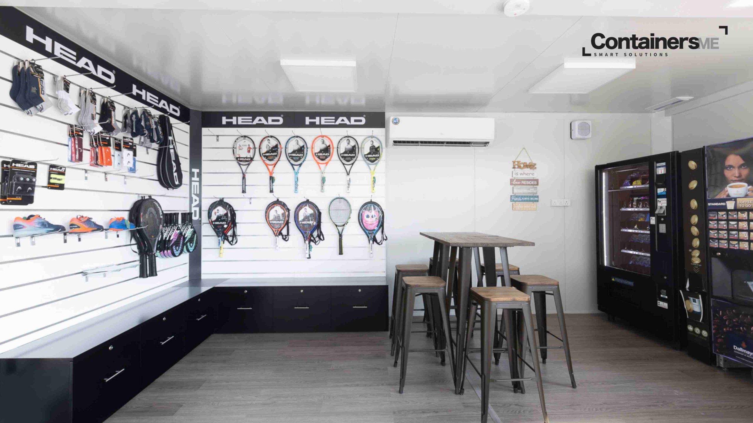 inside side view of a Container retail unit for e-commerce